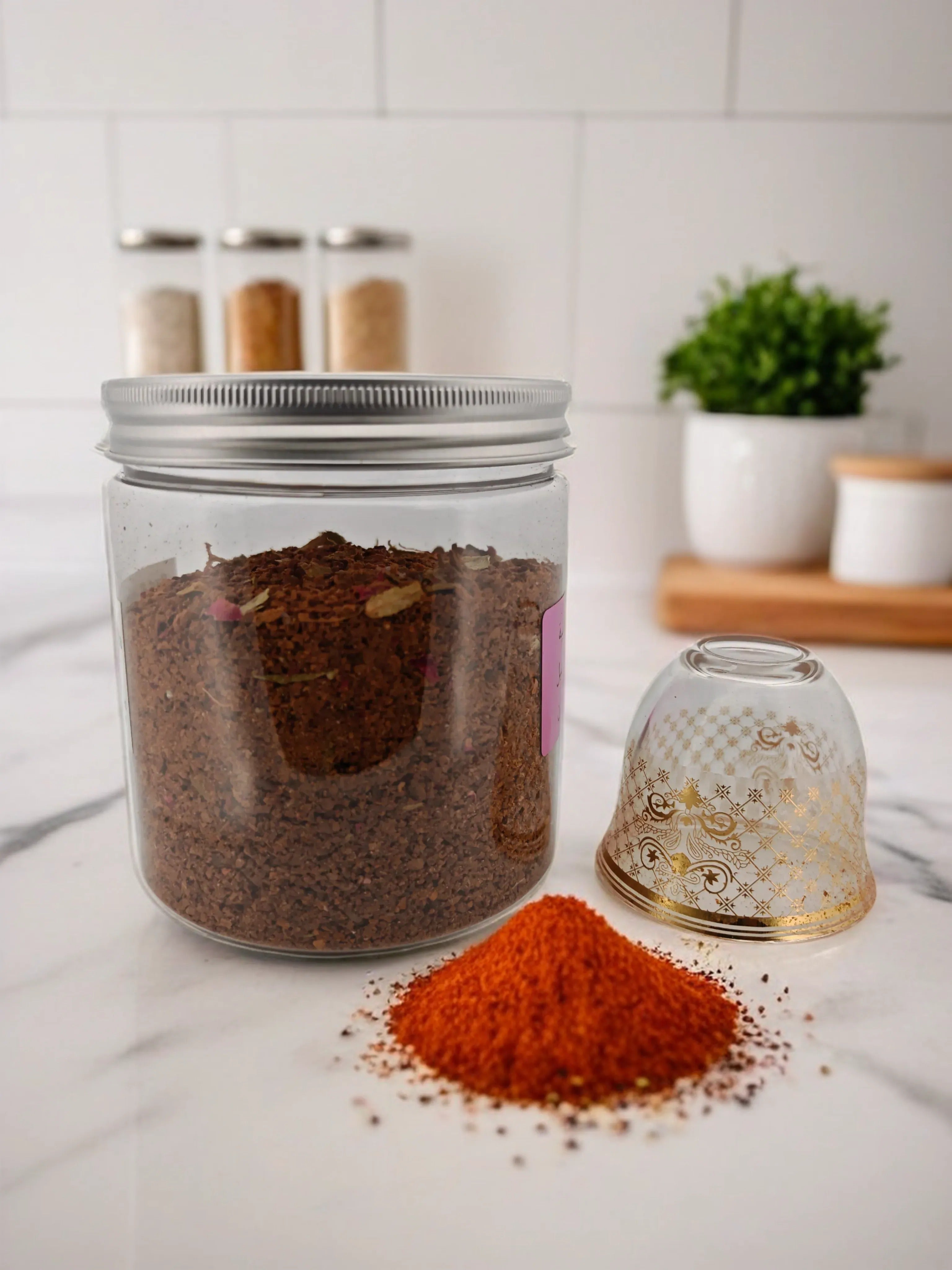 قهوه اماراتية بيت الجود مع فنجان هدية